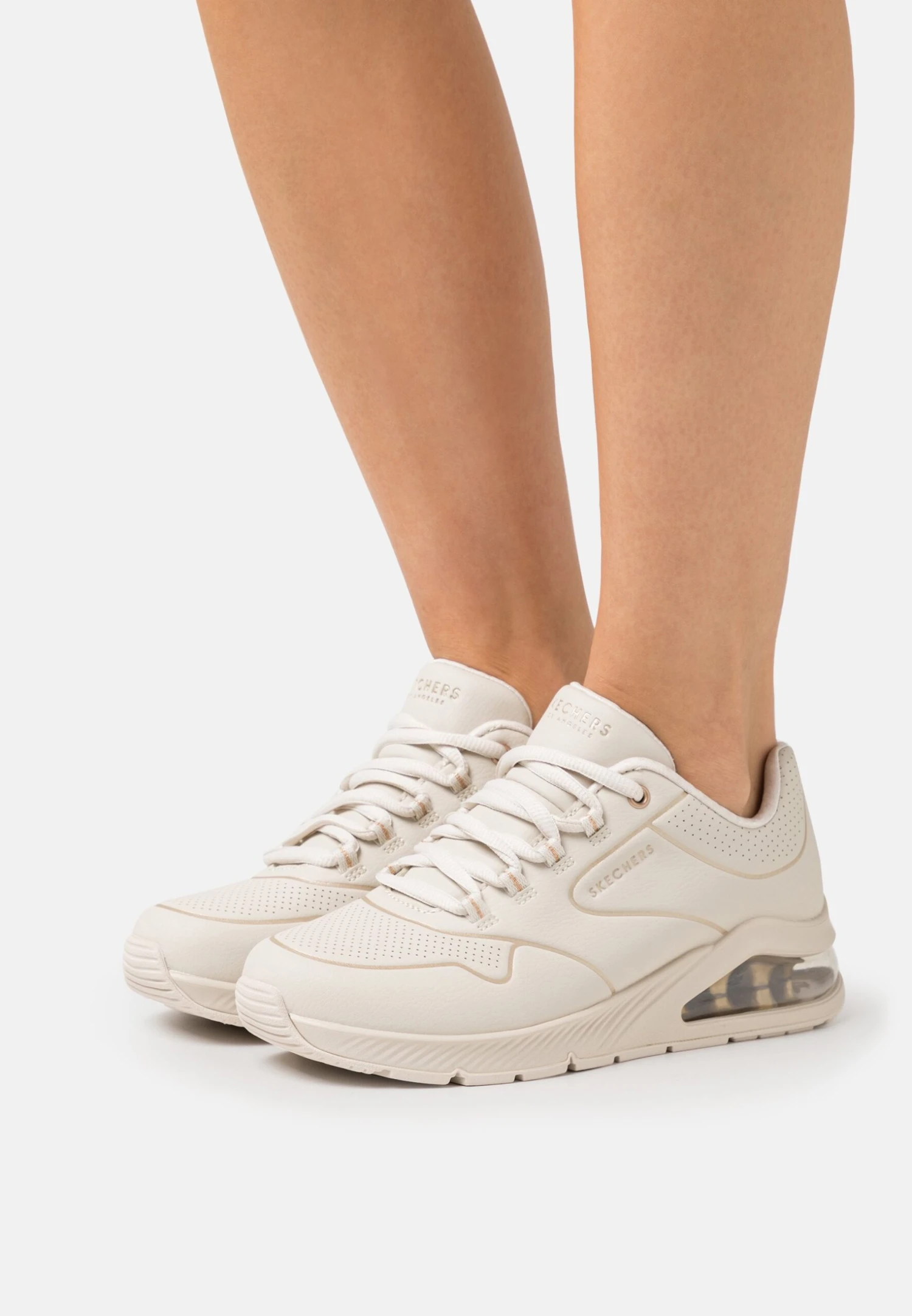 Uno 2 - Sneakers Laag - Off White Durabuck / Gold Trim 1 Uno 2 - Sneakers Laag - Off White Durabuck / Gold Trim