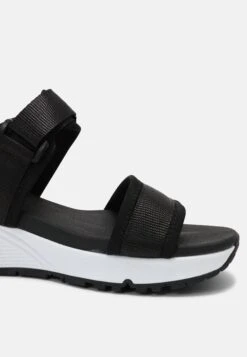 Uno - Sandalen - Black/White -Skechers Schoen 0f8083538188434580d6d505e4ffb4d1