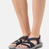 Skechers Reggae Slim Fit - Sandalen - Navy Gore