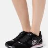 Sneakers Laag - Black/Pink