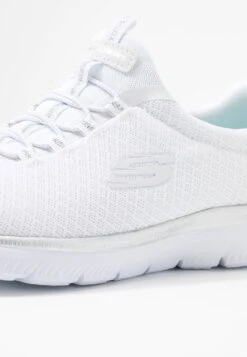Summits Wide Fit - Sneakers Laag - White/Silver 9 Summits Wide Fit - Sneakers Laag - White/Silver -Skechers Schoen 4c51264938a1408c8b4e532f6e939f76