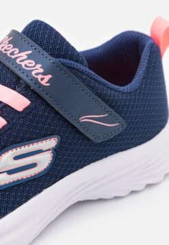 Skechers DREAMY DANCER - Sneakers Laag -Skechers Schoen 7d1bf2f784eb4edc9b04f9fad6c96238