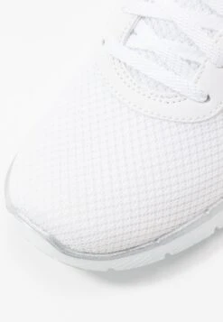 Flex Appeal 3.0 - Sneakers Laag - White/Silver -Skechers Schoen fe752f22fb34443a99450c112c54c91f