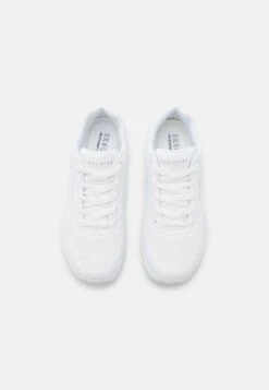 Uno - Sneakers Laag - White 11 Uno - Sneakers Laag - White -Skechers Schoen fec86190f5564f64960a5927c145f840